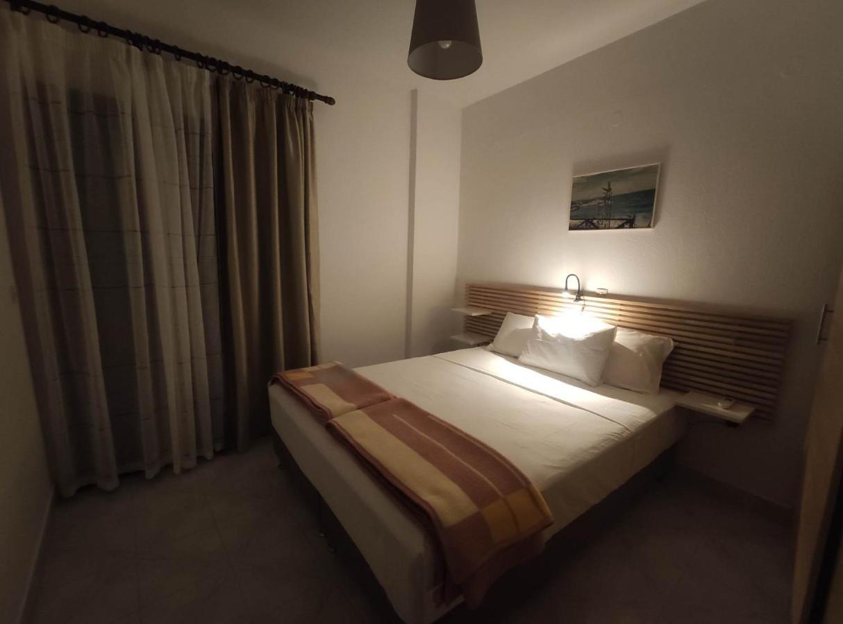 Para Thin Alos Inn 네오스마르마라스 외부 사진